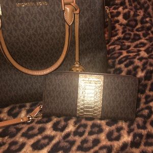 Michael Kors bag and matching wristlet /wallet